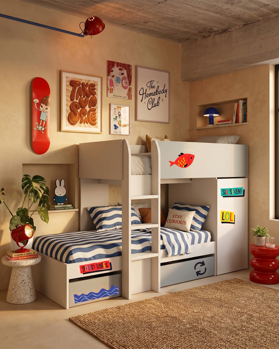 Stickers sobre una cama tren infantil